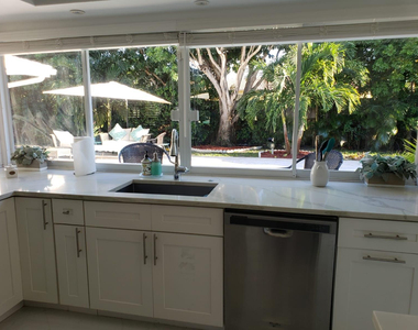 2050 Ne 62nd Street - Photo Thumbnail 5