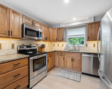 9207 Se Karin Street - Photo Thumbnail 8