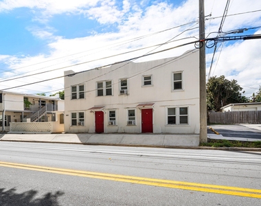 4561 Lake Avenue - Photo Thumbnail 16