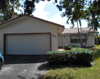 827 Nw 87th Avenue - Photo Thumbnail 2