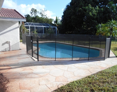 827 Nw 87th Avenue - Photo Thumbnail 37