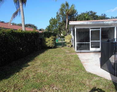827 Nw 87th Avenue - Photo Thumbnail 41
