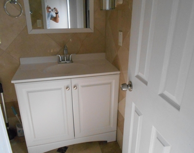 827 Nw 87th Avenue - Photo Thumbnail 20