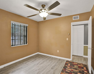 2180 Nw 105th Terrace - Photo Thumbnail 21