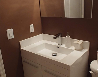 7373 Nw 174th Terrace - Photo Thumbnail 7