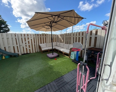 7373 Nw 174th Terrace - Photo Thumbnail 9