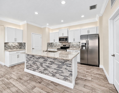 4065 Tomoka Drive - Photo Thumbnail 2