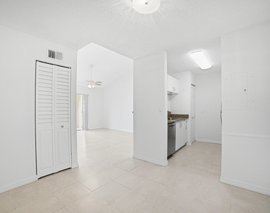 1743 Village Boulevard - Photo Thumbnail 16