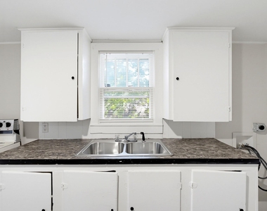 733 Cherry Street - Photo Thumbnail 15