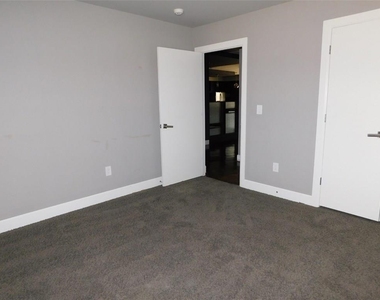 17517 Black Hawk Drive - Photo Thumbnail 14
