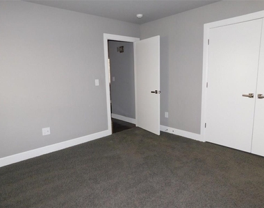17517 Black Hawk Drive - Photo Thumbnail 17