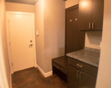 17517 Black Hawk Drive - Photo Thumbnail 18