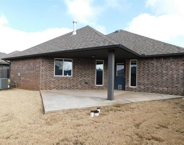 17517 Black Hawk Drive - Photo Thumbnail 20