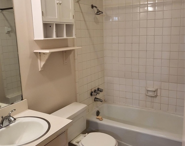 2718 Saint George Place - Photo Thumbnail 7