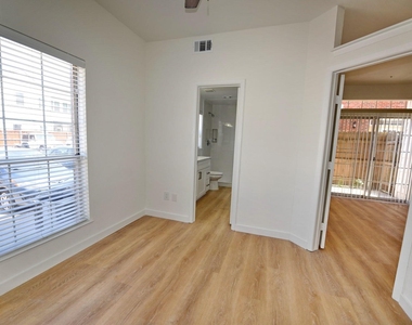 3701 Cedarplaza Lane - Photo Thumbnail 12