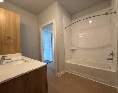 15503 Parvin Branch Way - Photo Thumbnail 39