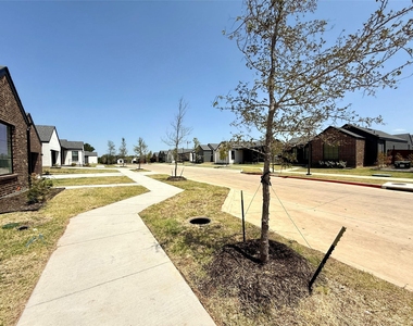 15503 Parvin Branch Way - Photo Thumbnail 5