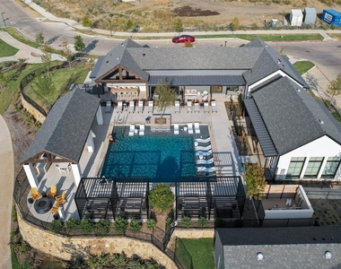 15503 Parvin Branch Way - Photo Thumbnail 3