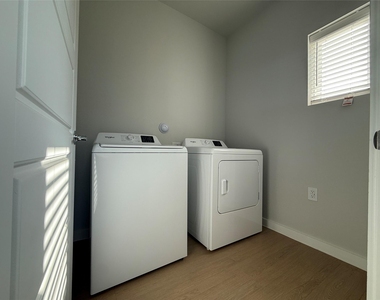 15503 Parvin Branch Way - Photo Thumbnail 28