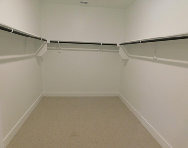 1407 Buck Run Drive - Photo Thumbnail 10