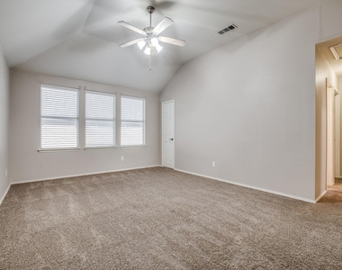 6153 Bowfin Drive - Photo Thumbnail 8