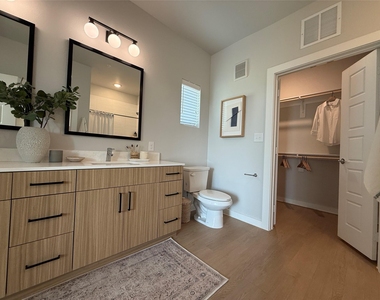 15883 Bear Trap Way - Photo Thumbnail 28