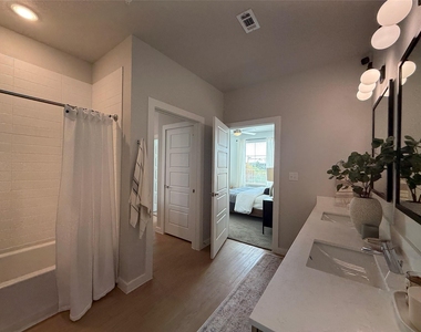 15883 Bear Trap Way - Photo Thumbnail 23