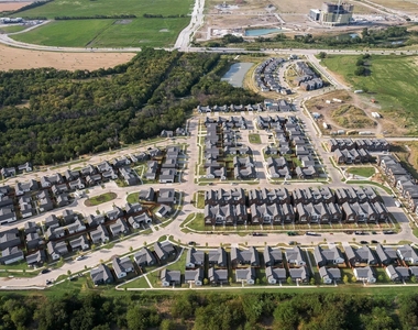 15883 Bear Trap Way - Photo Thumbnail 3
