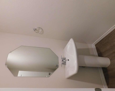 6226 Silver Maple Way - Photo Thumbnail 1
