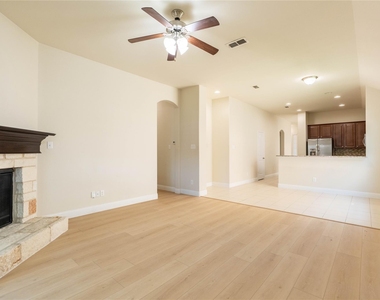612 Calliopsis Street - Photo Thumbnail 14