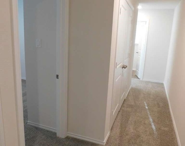 6223 Silver Maple Way - Photo Thumbnail 15