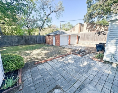 6454 Camp Bowie Boulevard - Photo Thumbnail 2