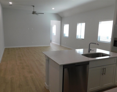 2702 Baynes Place - Photo Thumbnail 11