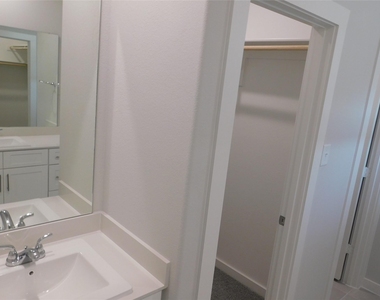2702 Baynes Place - Photo Thumbnail 16