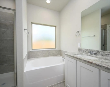 205 Woodhollow Drive - Photo Thumbnail 14