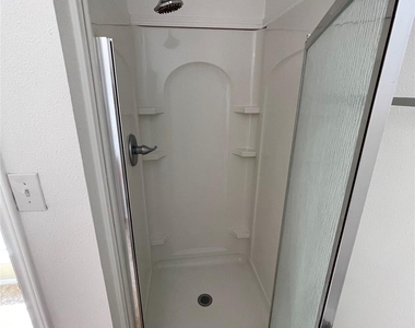 1033 N Lockhart Street - Photo Thumbnail 10