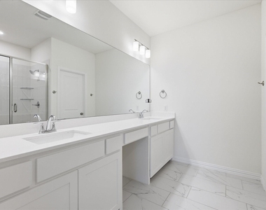 2537 Buttonbush Lane - Photo Thumbnail 12