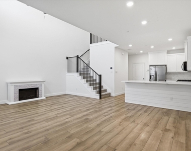 2537 Buttonbush Lane - Photo Thumbnail 4