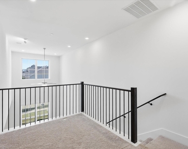 2537 Buttonbush Lane - Photo Thumbnail 9