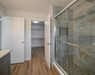 4333 Harvest Hill Road - Photo Thumbnail 18