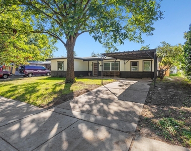 2116 Ridgeway Street - Photo Thumbnail 14