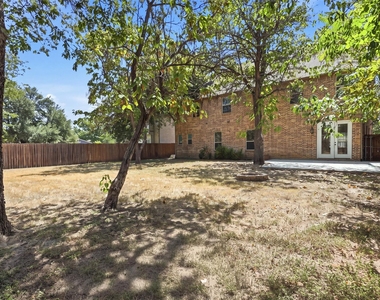 336 Kaye Street - Photo Thumbnail 22