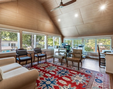 2515 Abrams Road - Photo Thumbnail 14