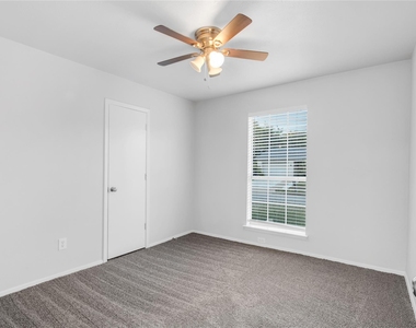 1714 Granada Drive - Photo Thumbnail 17