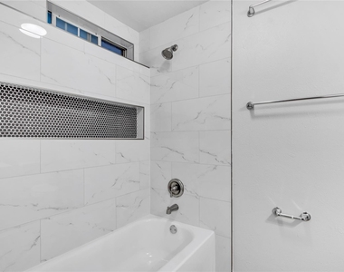 1714 Granada Drive - Photo Thumbnail 16