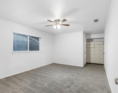 1714 Granada Drive - Photo Thumbnail 13