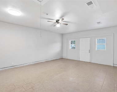 1714 Granada Drive - Photo Thumbnail 21