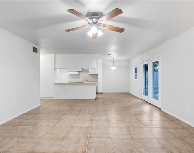 1714 Granada Drive - Photo Thumbnail 9