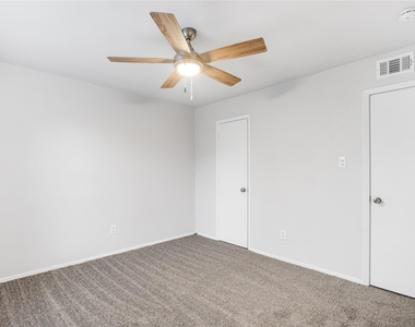 1714 Granada Drive - Photo Thumbnail 20