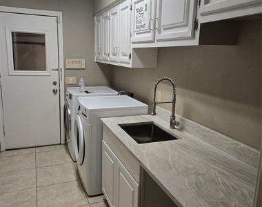 2428 Trellis Lane - Photo Thumbnail 26